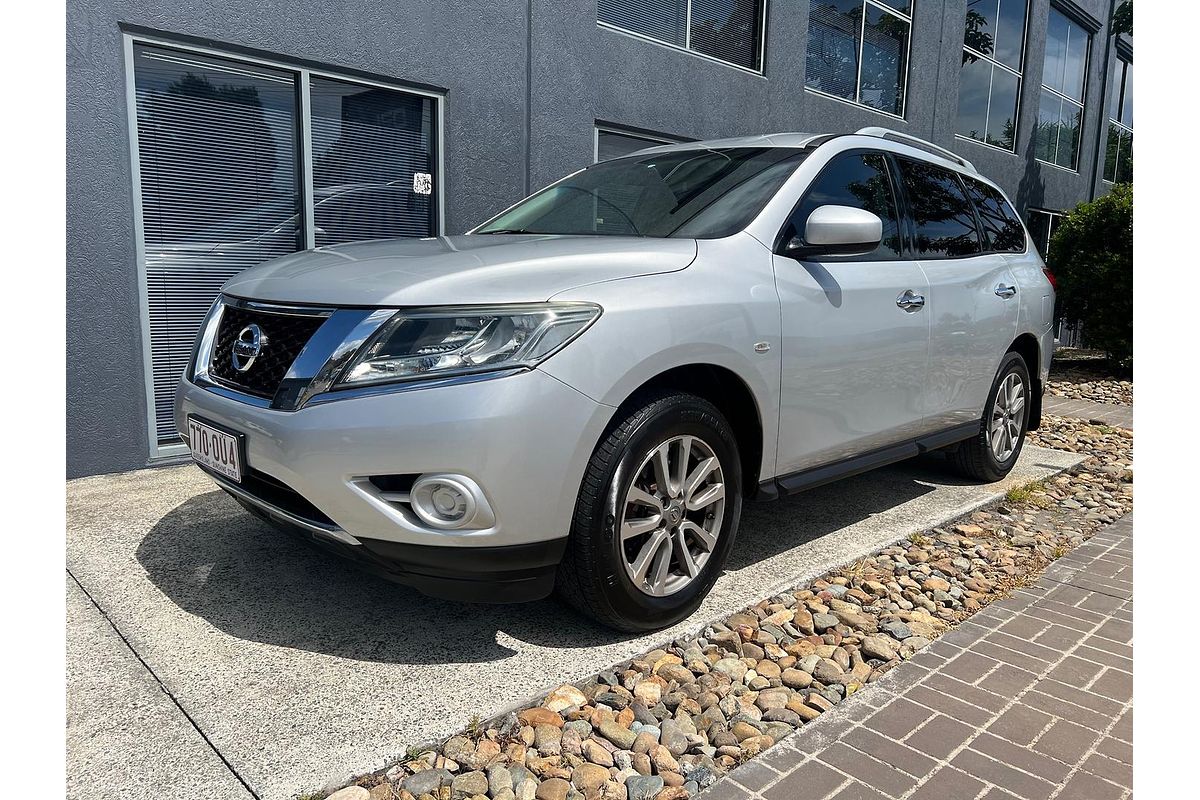 2015 Nissan Pathfinder ST R52