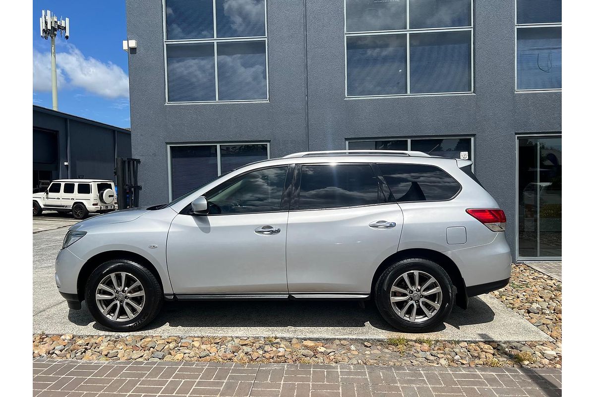 2015 Nissan Pathfinder ST R52