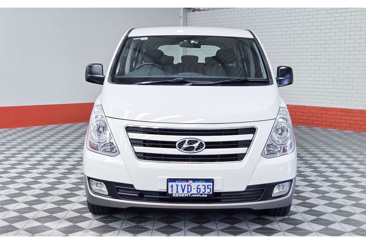 2016 Hyundai iMax TQ3-W Series II