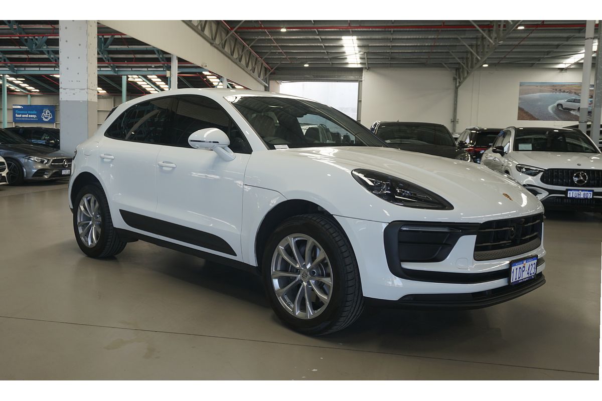 2024 Porsche Macan 95B