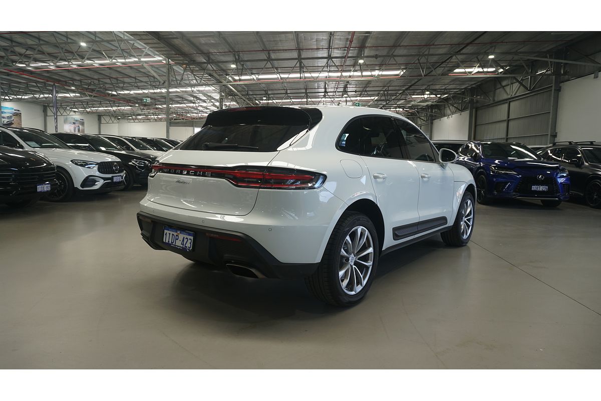 2024 Porsche Macan 95B
