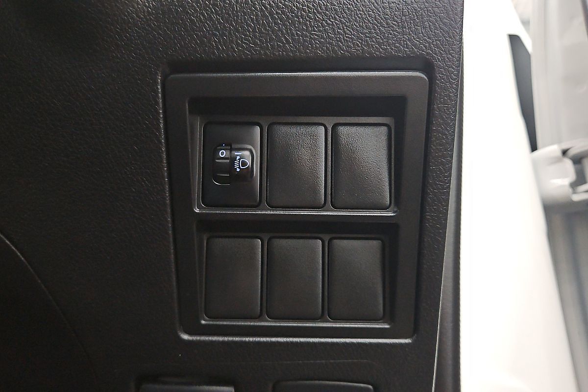 2022 Toyota Hilux Workmate TGN121R Rear Wheel Drive