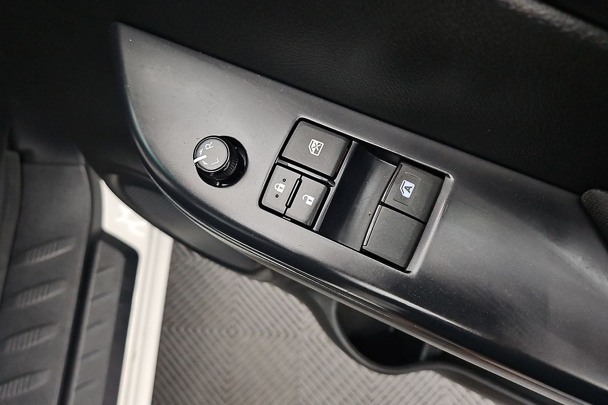 2022 Toyota Hilux Workmate TGN121R Rear Wheel Drive