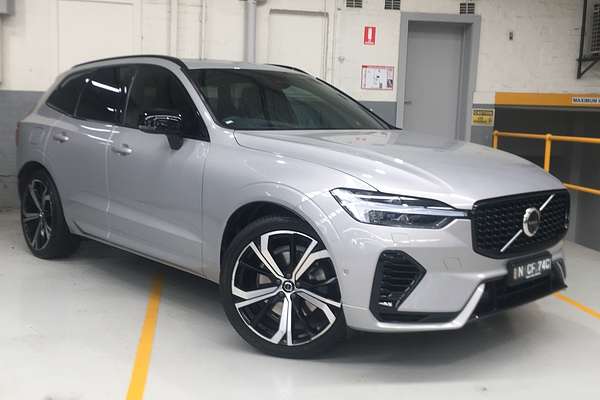 2022 Volvo XC60 Recharge Plug-In Hybrid