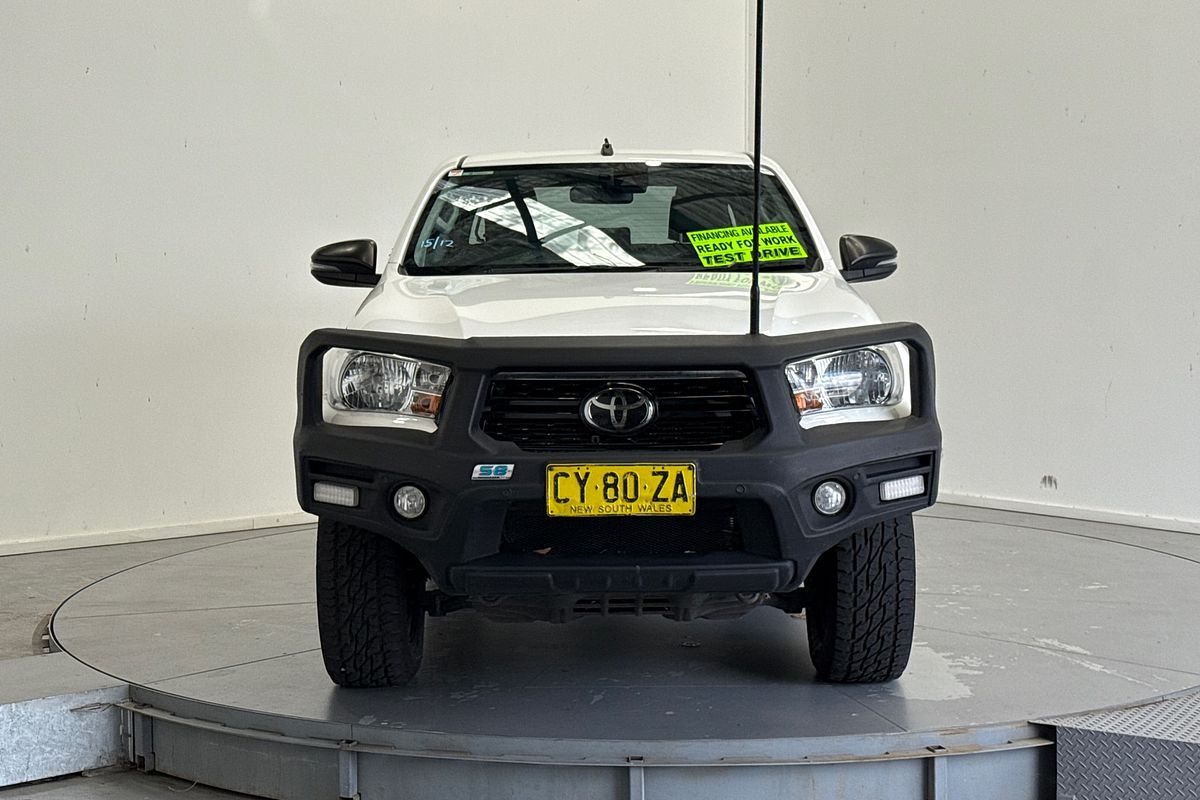 2020 Toyota Hilux SR GUN126R