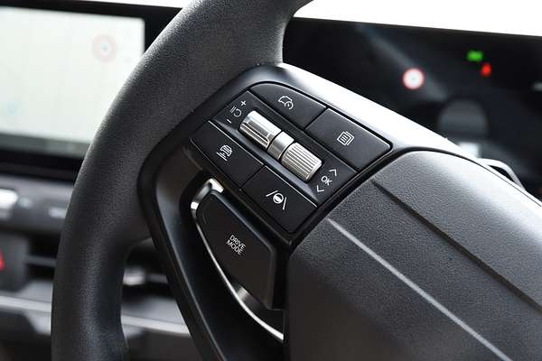 2025 Kia K4 Sport CL4m thumb-14