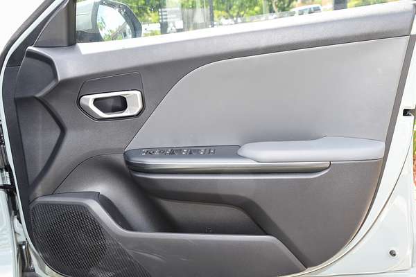 2025 Kia K4 Sport CL4m thumb-15