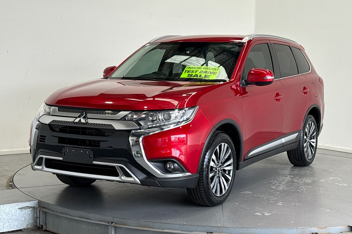 2021 Mitsubishi Outlander LS ZL