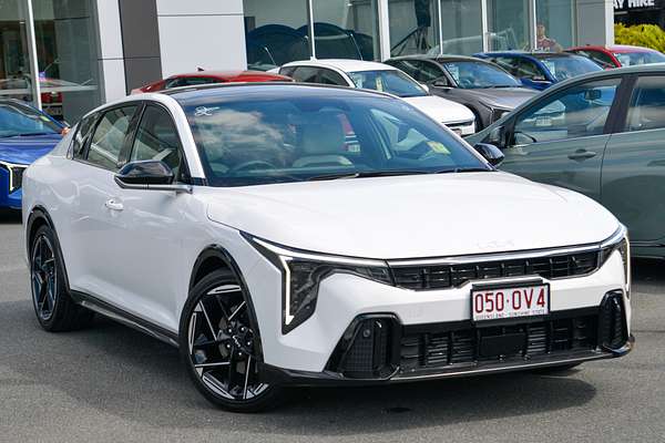 2025 Kia K4 GT-Line CL4m