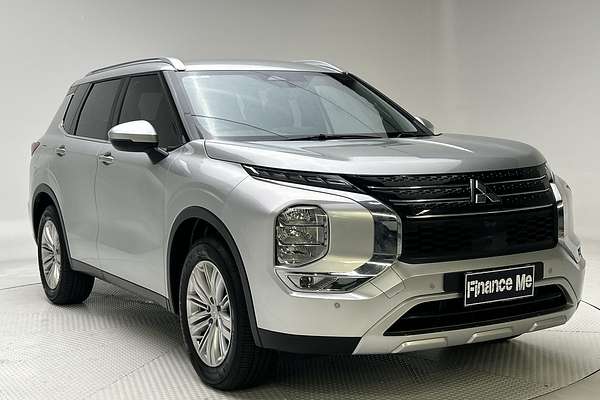 2024 Mitsubishi Outlander LS ZM