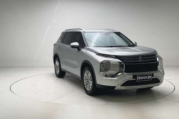 2024 Mitsubishi Outlander LS ZM thumb-4