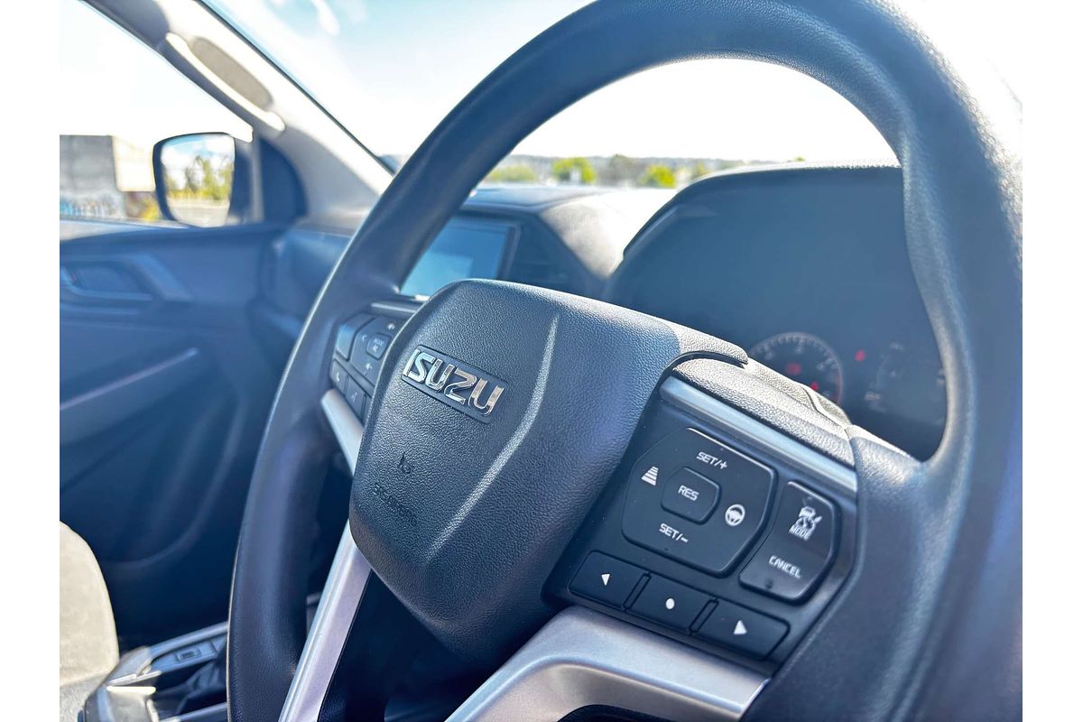 2022 Isuzu D-MAX SX 4X4