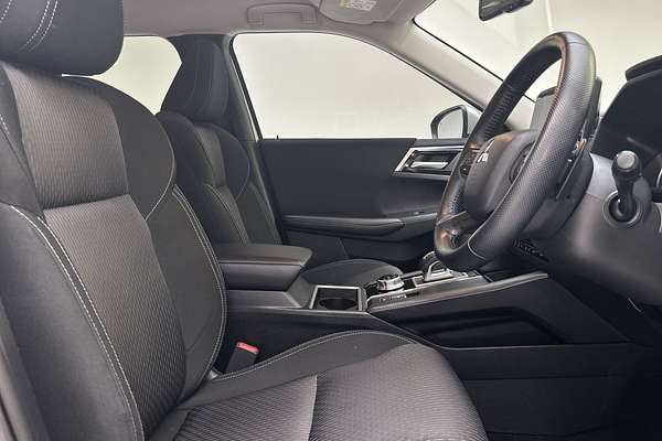 2024 Mitsubishi Outlander LS ZM thumb-12