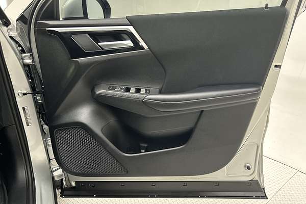 2024 Mitsubishi Outlander LS ZM thumb-18