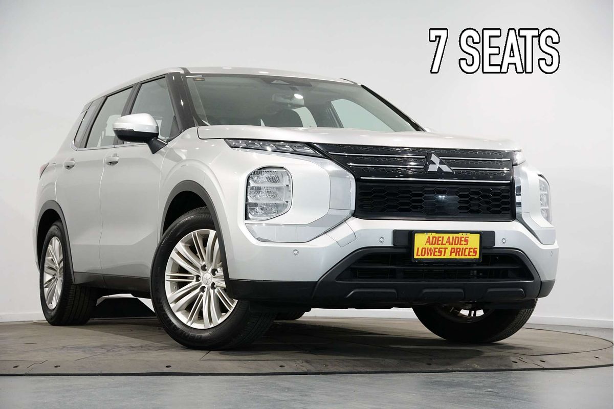 2023 Mitsubishi Outlander ES ZM