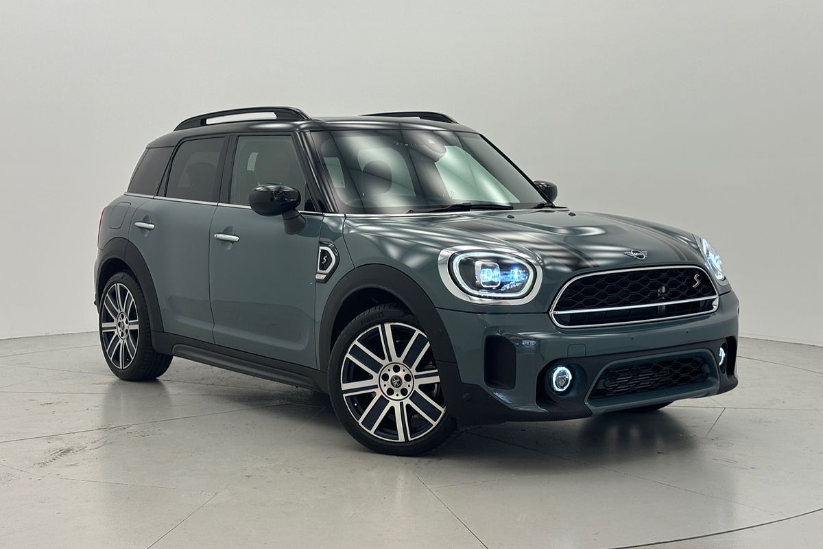 2022 MINI Countryman Cooper S MINI Yours F60 LCI