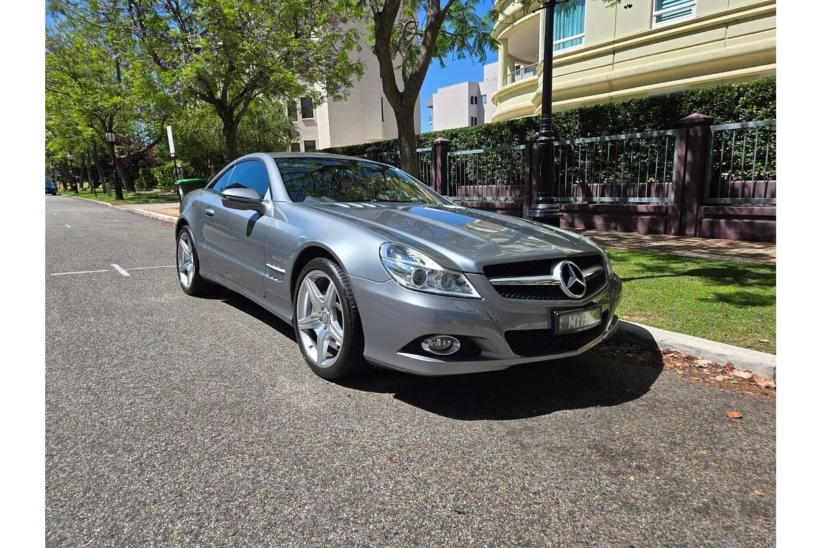 2010 Mercedes-Benz SL-Class SL350 R230