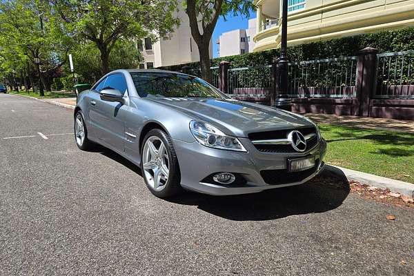 2010 Mercedes-Benz SL-Class SL350 R230