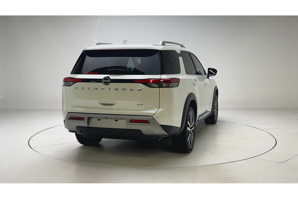 2023 Nissan Pathfinder Ti-L R53
