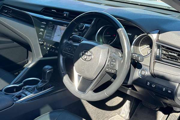 2019 Toyota Camry SL GSV70R thumb-3