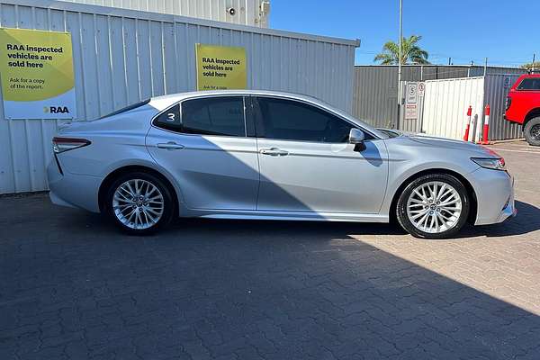 2019 Toyota Camry SL GSV70R thumb-4