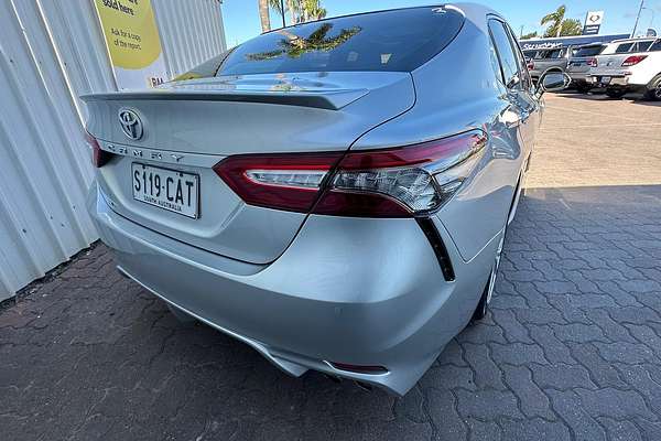 2019 Toyota Camry SL GSV70R thumb-7