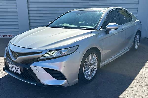 2019 Toyota Camry SL GSV70R thumb-10