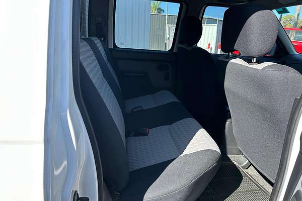 2010 Nissan Navara ST-R D22 4X4 thumb-5