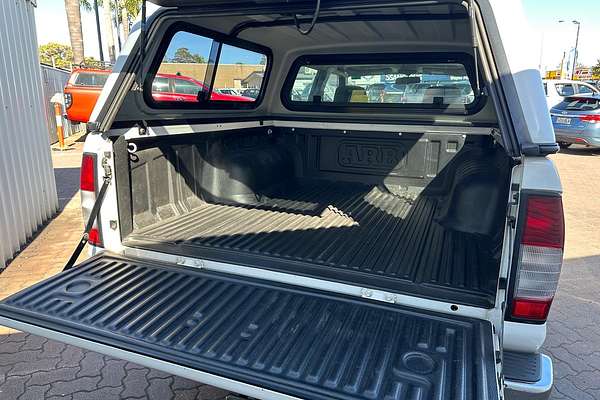 2010 Nissan Navara ST-R D22 4X4 thumb-9