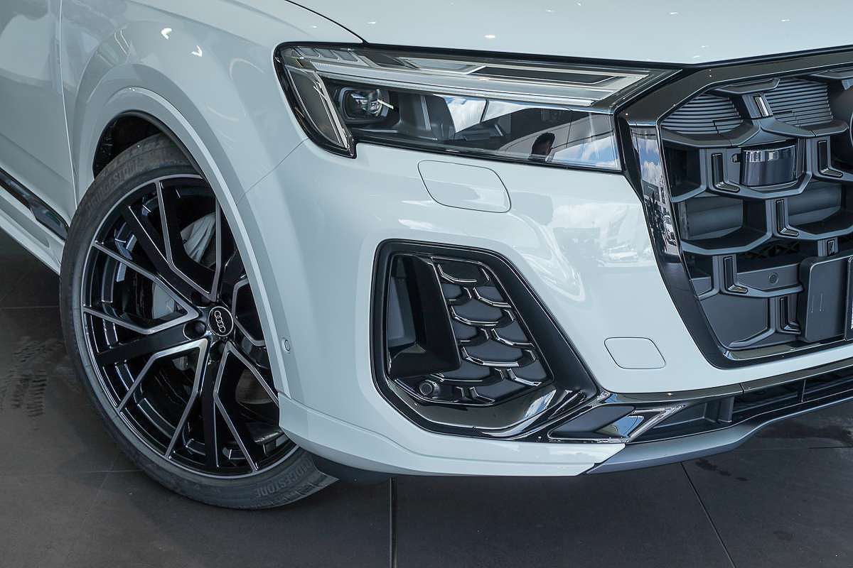 2024 Audi Q7 50 TDI S line 4M