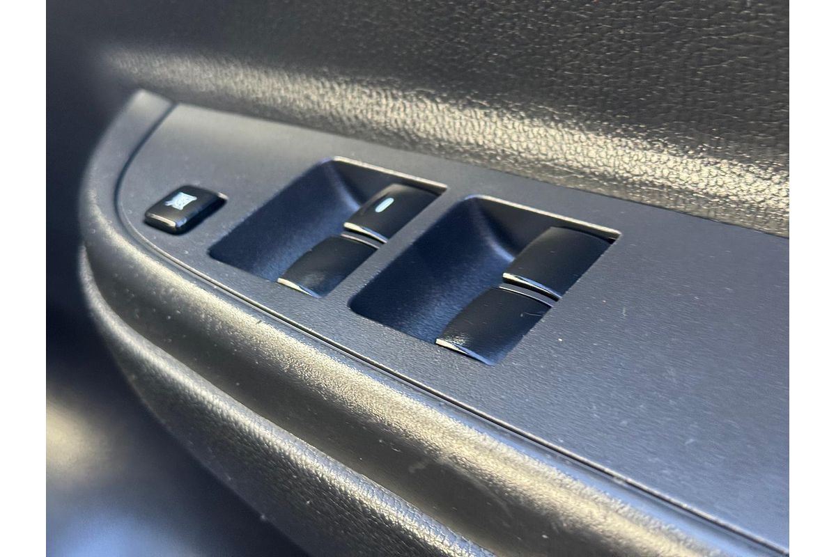 2020 Mitsubishi Triton GLX-R MR 4X4