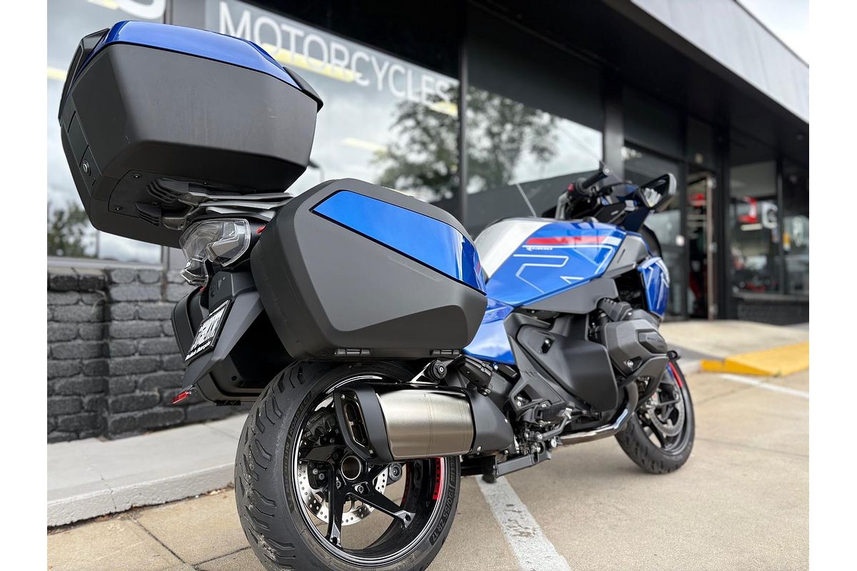 2025 BMW R 1300 RT Impulse R 1300