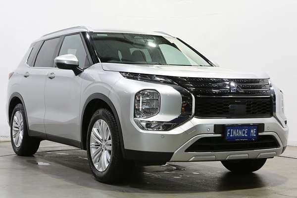 2022 Mitsubishi Outlander ES ZM