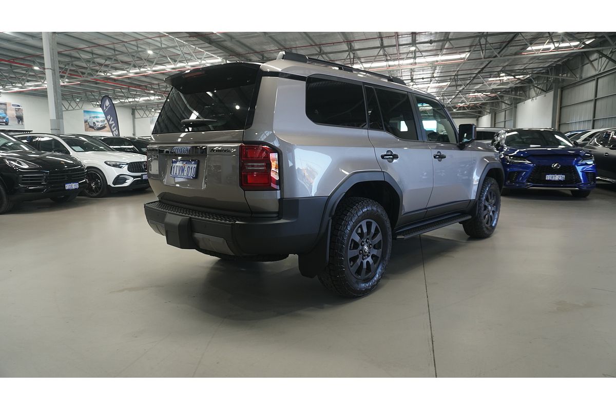 2025 Toyota Landcruiser Prado Altitude GDJ251R