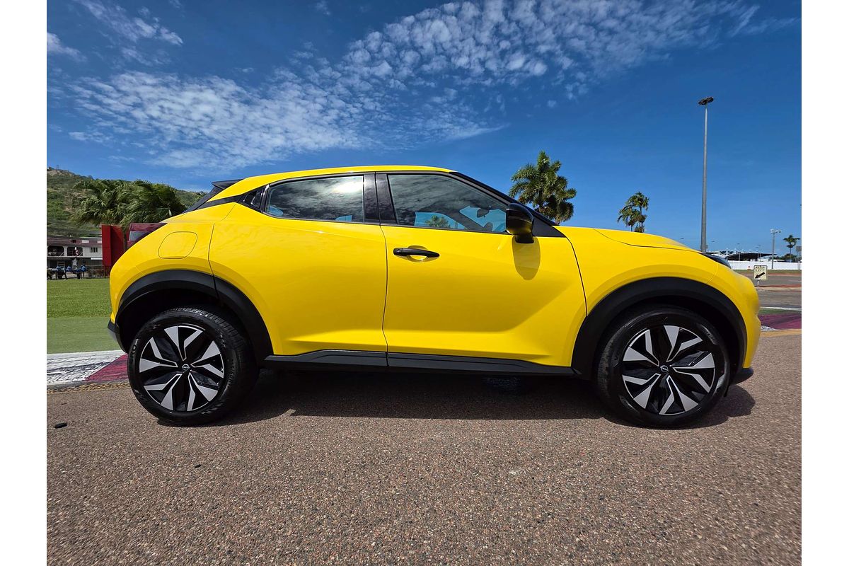 2024 Nissan JUKE ST F16