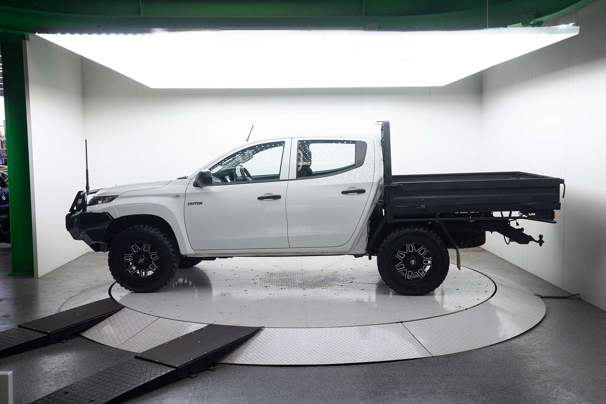 2019 Mitsubishi Triton GLX ADAS MR 4X4