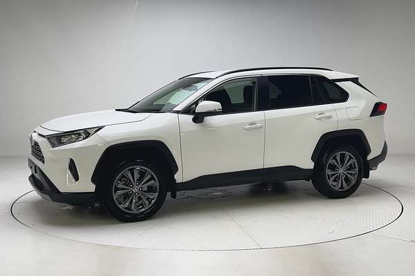 2023 Toyota RAV4 GXL MXAA52R thumb-3