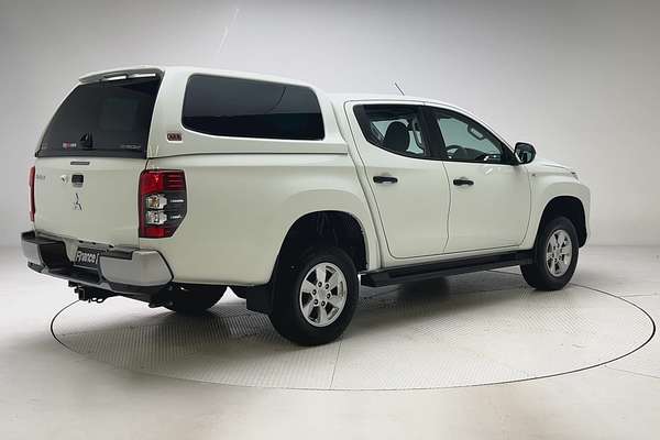 2022 Mitsubishi Triton GLX+ MR 4X4 thumb-7