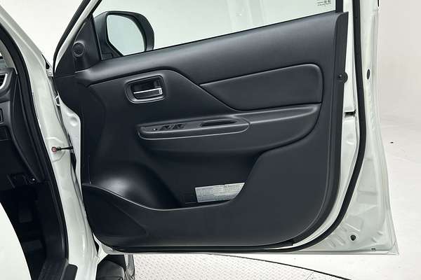 2022 Mitsubishi Triton GLX+ MR 4X4 thumb-18