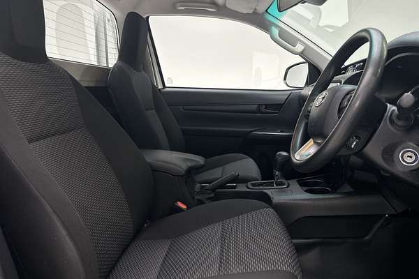 2022 Toyota Hilux Workmate TGN121R Rear Wheel Drive thumb-10