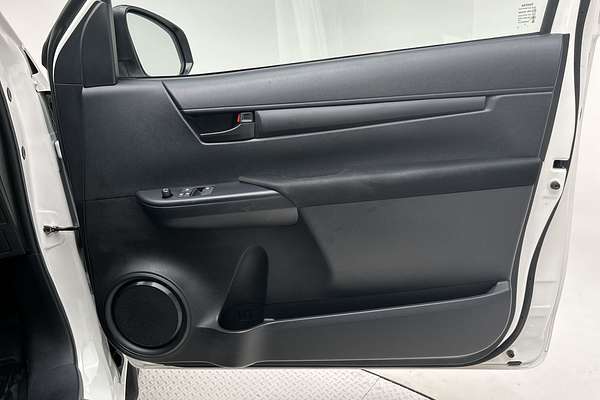 2022 Toyota Hilux Workmate TGN121R Rear Wheel Drive thumb-16