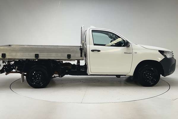 2022 Toyota Hilux Workmate TGN121R Rear Wheel Drive thumb-1