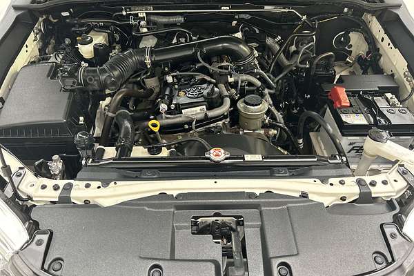 2022 Toyota Hilux Workmate TGN121R Rear Wheel Drive thumb-9