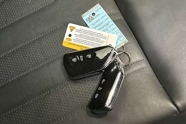 2022 CUPRA Formentor V KM thumb-22