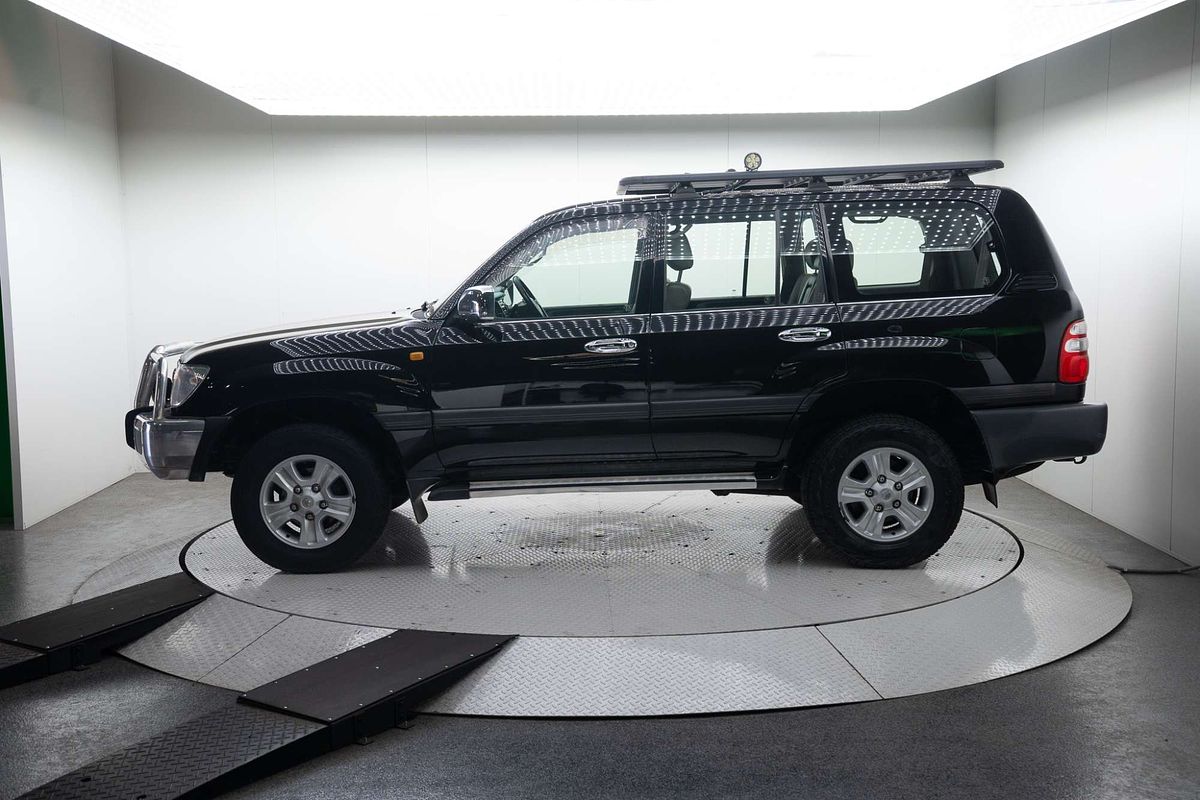 2004 Toyota Landcruiser Kakadu UZJ100R