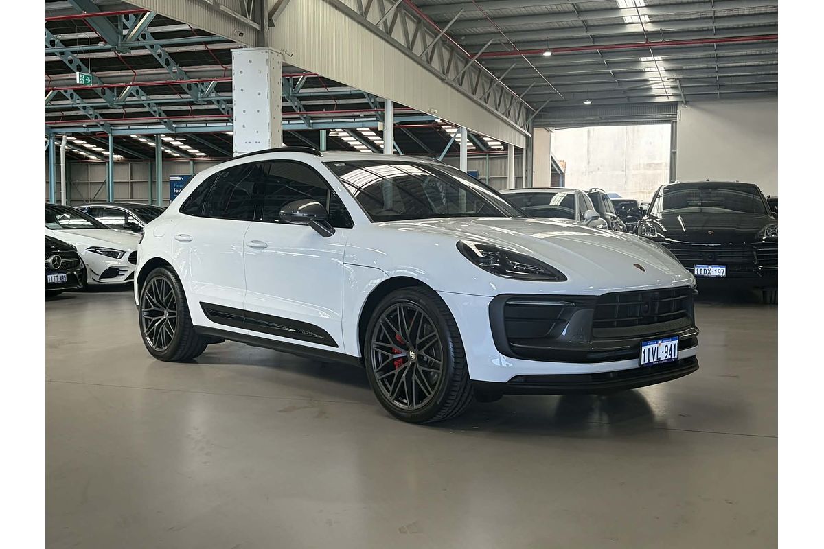 2023 Porsche Macan T 95B