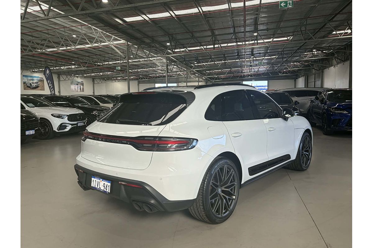 2023 Porsche Macan T 95B
