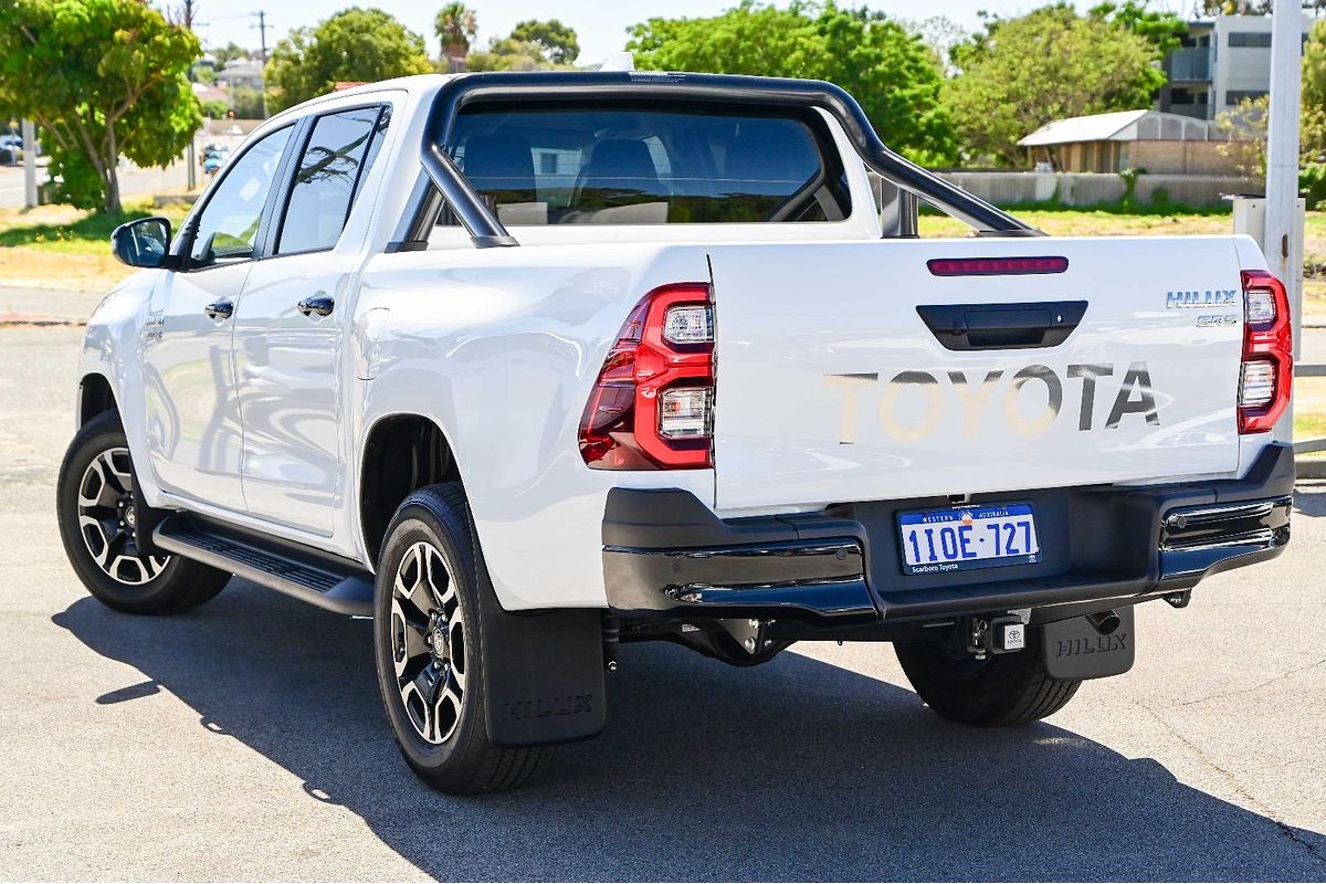 2025 Toyota Hilux SR5 48V GUN126R 4X4