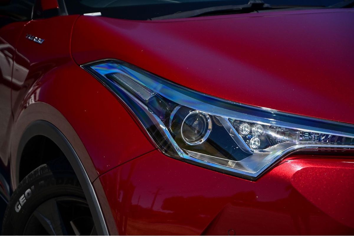 2017 Toyota C-HR NGX50R