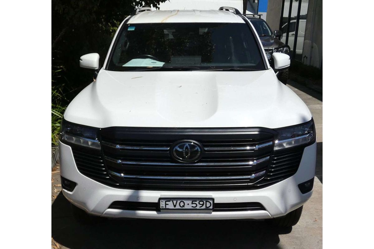 2023 Toyota Landcruiser GXL FJA300R